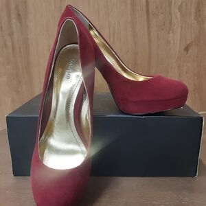 Style & Co Burgundy Platform Pumps